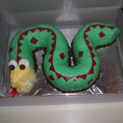 Snake Cake