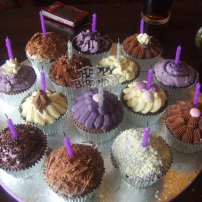 Chocolate And Vanilla Buttercream Cupcakes