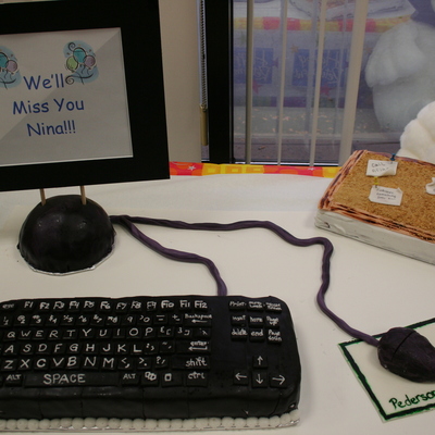 Computer Cake For Retirement