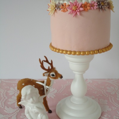 Marie-Antoinette Style Mini-Cake