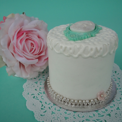 White Mini-Cake With A Cameo In Blue And Lace Made By Sugarveil