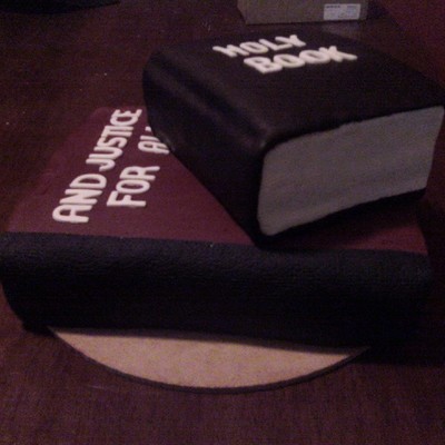Books Cake