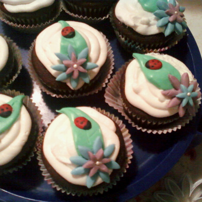 Flower Ladybug Cupcakes