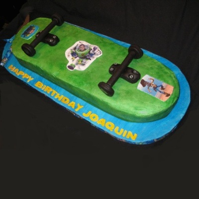 Toystory Skateboard Cake