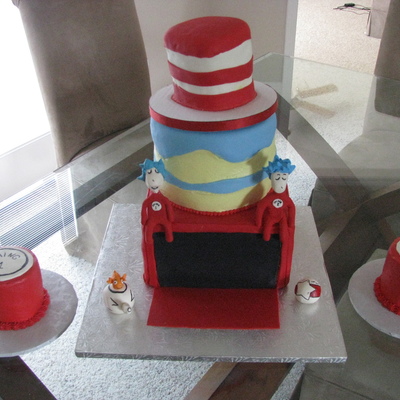 Thing 1 Thing 2 Dr. Seuss Cake For Twins
