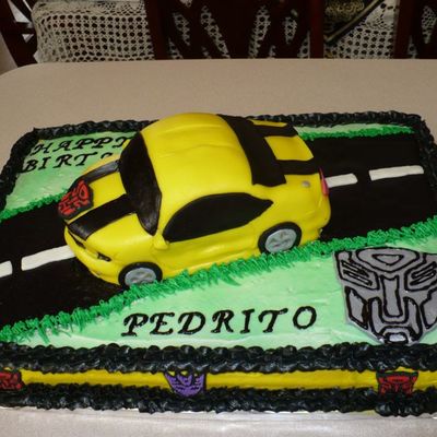 Bumblebee Transformers Cake