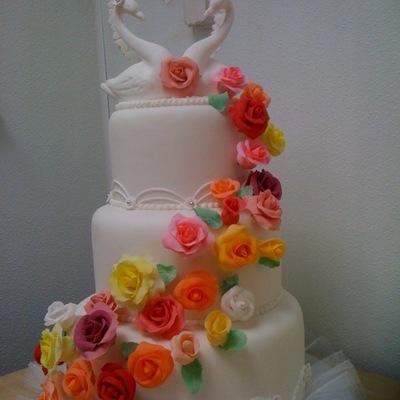 Wedding Cake Roses-Swan Heart My First Weding Cake