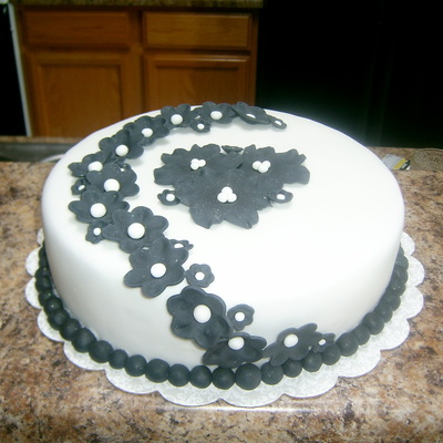 Black Flower Cake