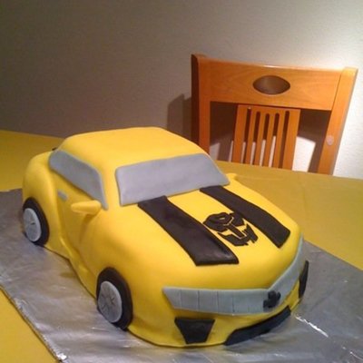 Bumblebee Cake