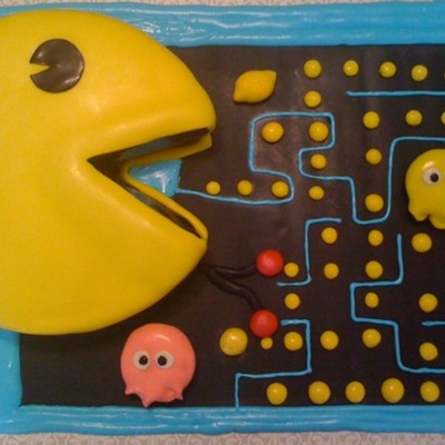 Pac Man Cake