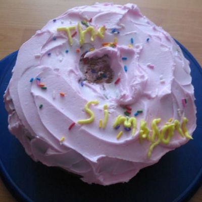 Simpson's Donut Cake