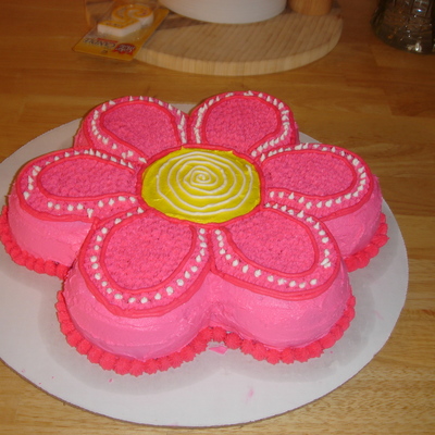 Flower Power Birthday Cake For My 5 Year Old Daughter.