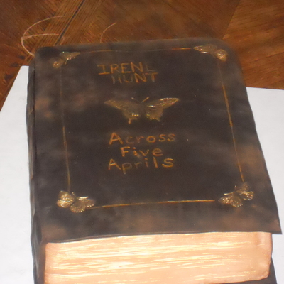 Book Cake