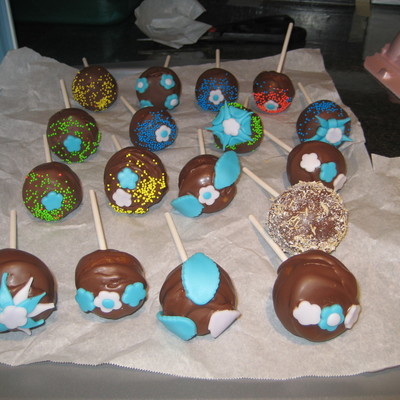 First Time Cake Pops!