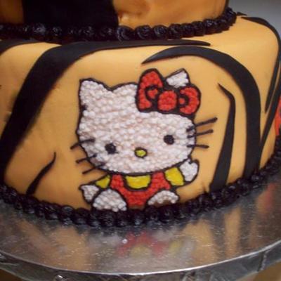 Hello Kitty Cake