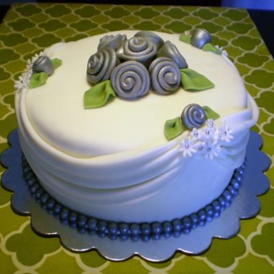 Silver And White 25Th Anniversary Cake