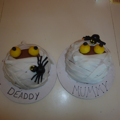 Mummy And Deaddy