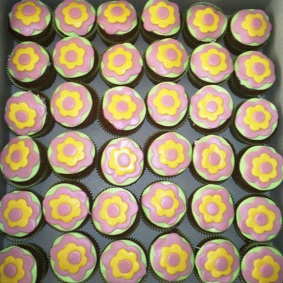Luau Cupcakes