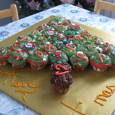Cupcake Christmas Tree