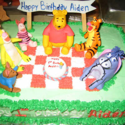 Pooh Cake