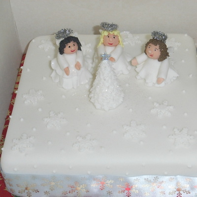 Angels Round The Christmas Tree