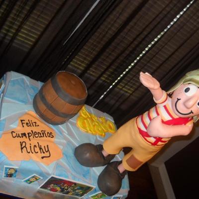 El Chavo Del Ocho Theme Cake