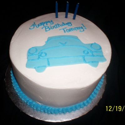 Tommy's Un Christmas Birthday Cake