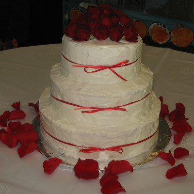 Red Rose Cake