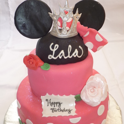 Minnie Mouse Cake