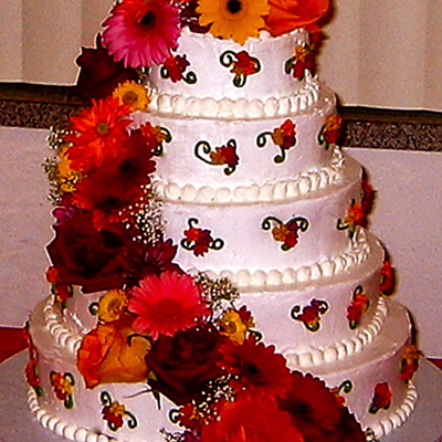 Round-Tiered With Cascading Flowers
