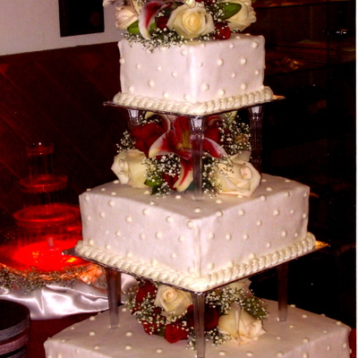 Square Pillared Cake