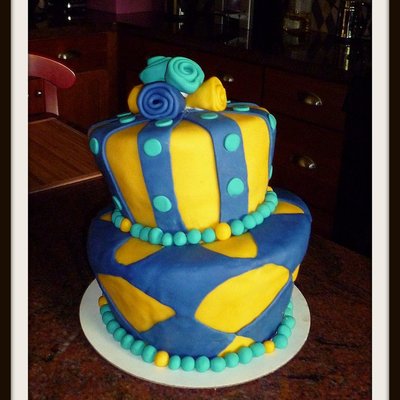 Topsy-Turvy Anniversary Cake