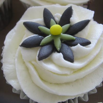 Bridial Shower Cupcake