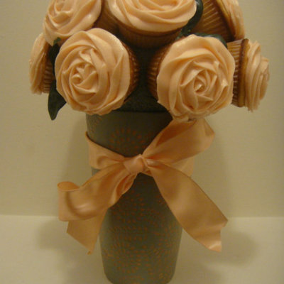 Peach Rose Cupcake Bouquet