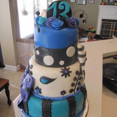 Peacock Inspired Tiered Cake