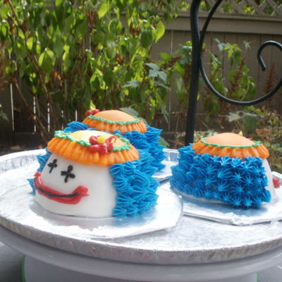 Clown Mini Cakes