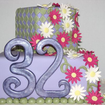 32Nd Birthday Cake