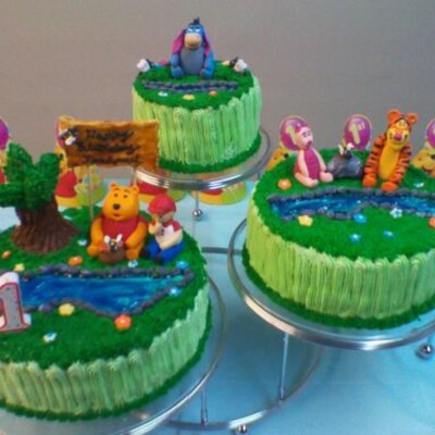 Pooh Cake