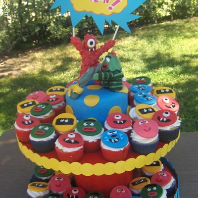 Yo Gabba Gabba Cupcake Spread
