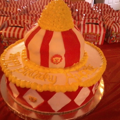 Baby's 1St Birthday Cake With Circus Theme