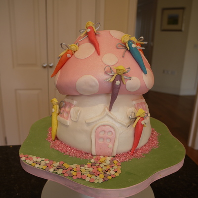Fairy Toadstool Cake