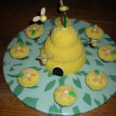 Beehive Cake