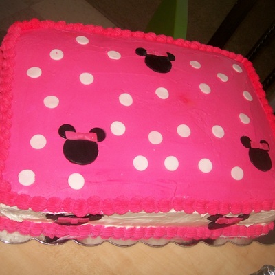 Minnie Mouse Cake