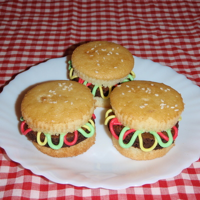 Hamburger Cupcakes