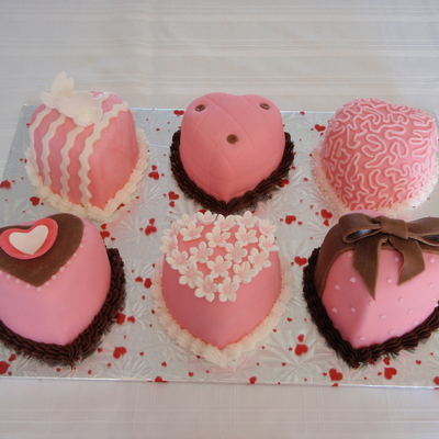 Mini Valentine's Cake