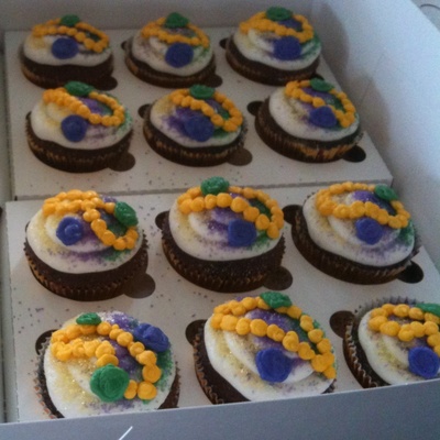 Mardi Gras Beads & Doubloons Cupcakes