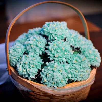 Hydrangea Cupcake Bouquet