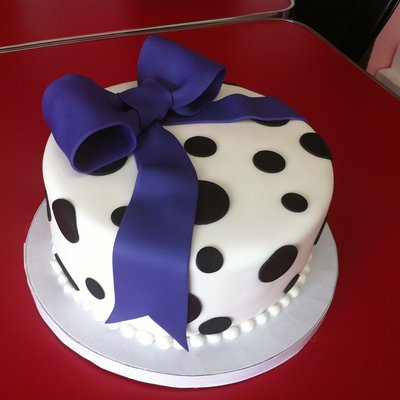Fondant Dots And Bow