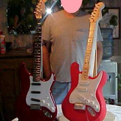 Standing To Scale Stratocastor Cake