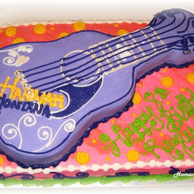 Hannah Montana Guitar Cake